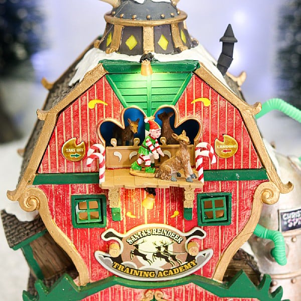  Lemax Santa's Reindeer Training Academy