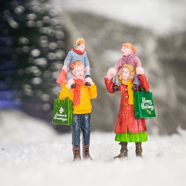  Lemax Family Christmas Shopping