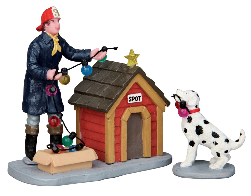 Lemax Spot Helps Out - 2 Piece Set